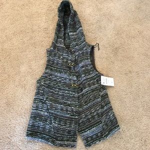 BRAND NEW: Zara wool vest with hood
